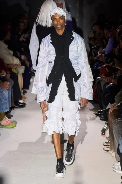 Look 39